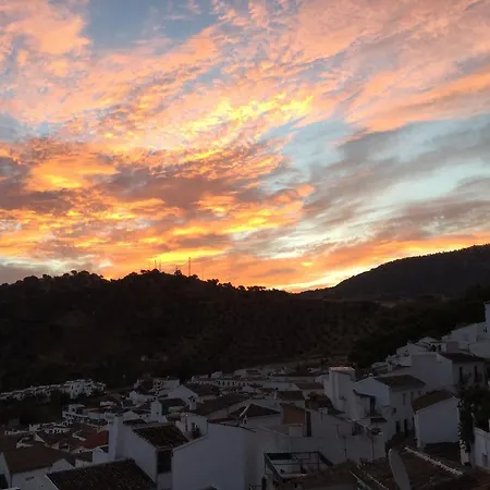 Los Cazadores Bed and breakfast El Gastor